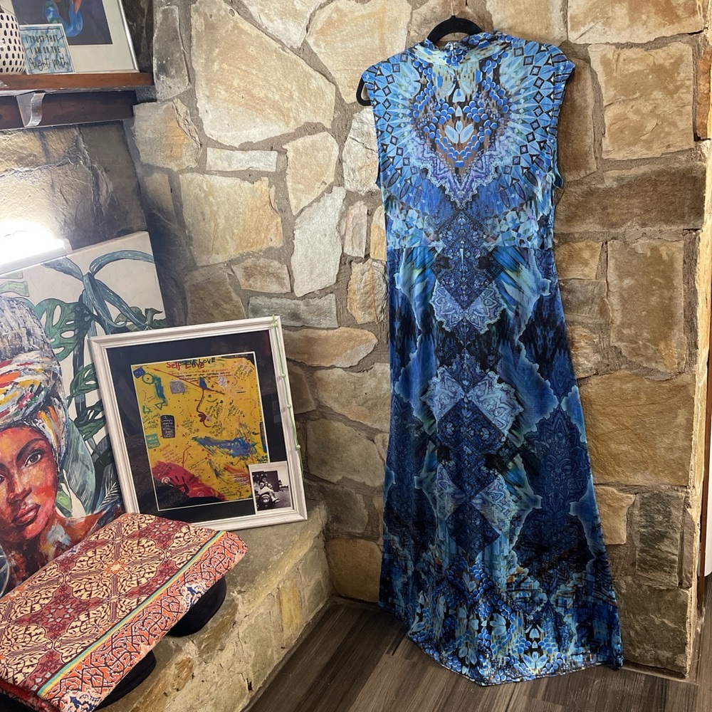 World Unity Patterned Maxi Dress - Picture 5 of 7